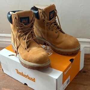 Timberland Men's wheat waterproof steel toe Leather Boots 9